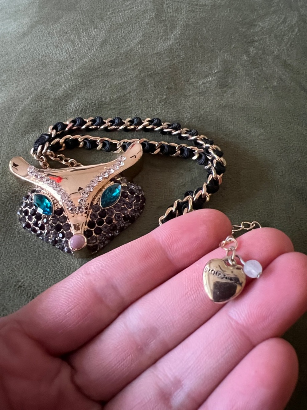 Betsey Johnson Gold Fox Pendant Necklace - Picture 9 of 10